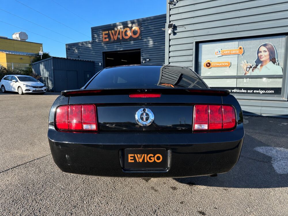 Mustang COUPE V6 4.0 223 CH / REGULATEUR - CLIMATISATION - BLUETOOTH 2007 occasion 44220 Cou&euml;ron