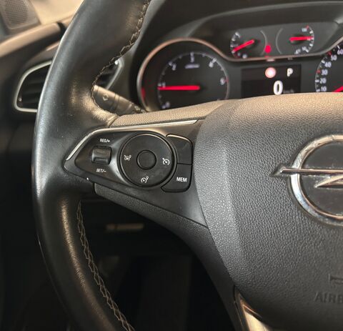 Grandland x 1.6 TD 120 Ch BLUE-INJECTION ELITE NAVI 4X2 BVA START-STOP 2018 occasion 79000 Niort