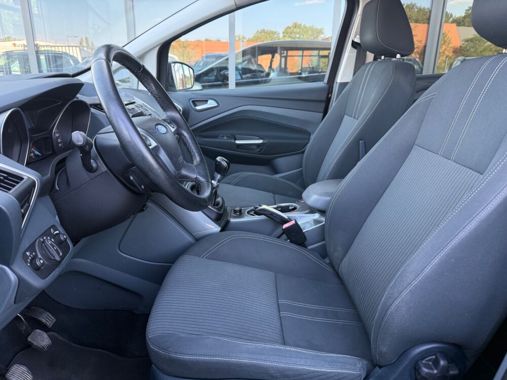 Focus C-MAX 1.0 SCTI 125 TITANIUM 2014 occasion 33210 Maz&egrave;res