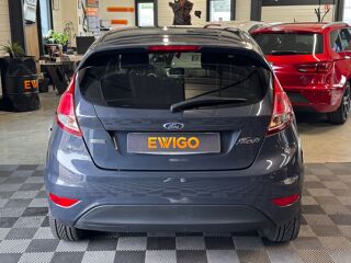 Fiesta 1.5 TDCI 75 Ch -TREND - DISTRIBUTION OK 2013 occasion 79000 Niort