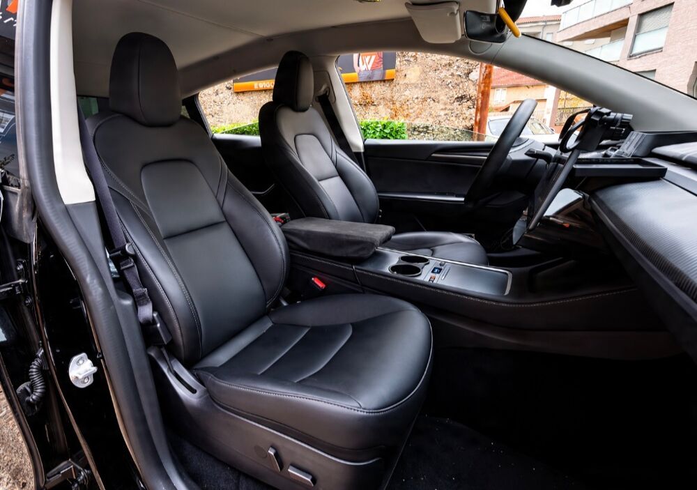 Model Y ELECTRIC STANDARD 264cv 60KWH BVA - 1ER MAIN - TVA NON RECUP 2023 occasion 69150 D&eacute;cines-Charpieu