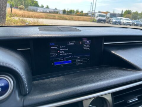 IS 300H 2.5 223 CH / PACK + / SUIVI LEXUS - CAMERA - GPS - REGU 2014 occasion 44220 Cou&euml;ron