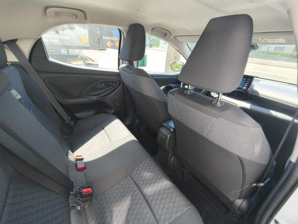 Yaris 1.5 116 CH FULL-HYBRID HATCHBACK DYNAMIC BVA 1ERE MAIN / CAR 2023 occasion 40000 Mont-de-Marsan