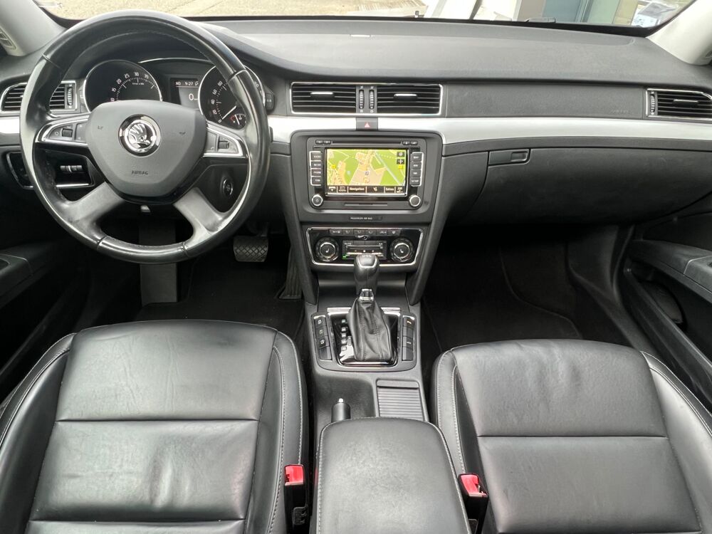 Superb COMBI 2.0 TDI 140 cv ELEGANCE DSG BVA - TOIT PANOMRAMIQUE OU 2014 occasion 68170 Rixheim