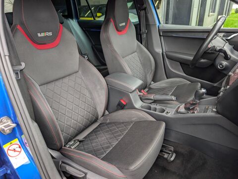 Octavia COMBI 2.0 TDI 180 RS 4X4 - ENTRETIEN SUIVI - GARANTIE 2017 occasion 69400 Arnas