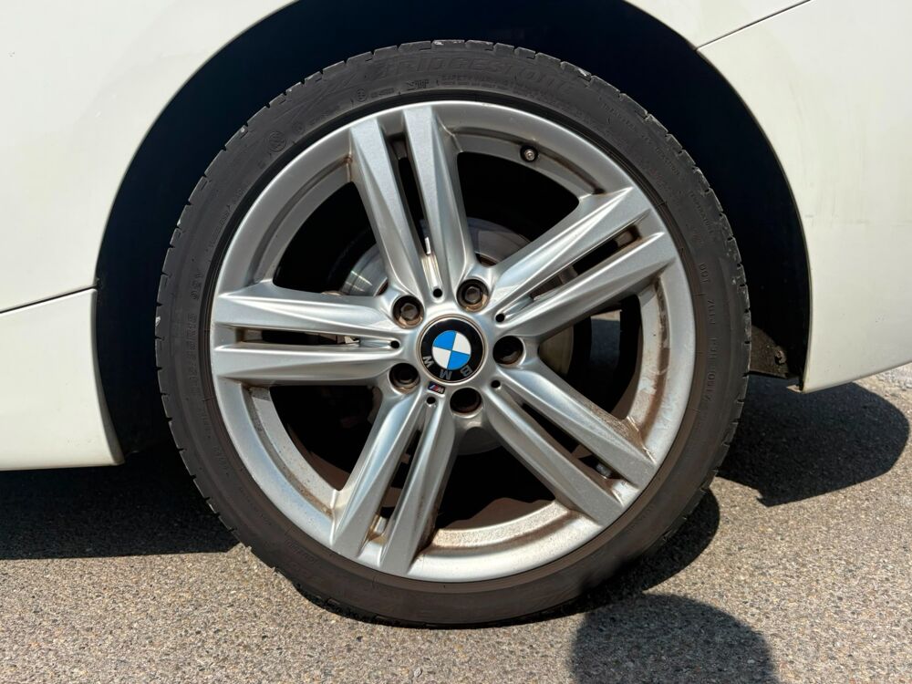 S&eacute;rie 1 1.6 118 I 170 CH M-SPORT / ALPINWEISS / SIEGES ALCANTARA / R 2013 occasion 40000 Mont-de-Marsan