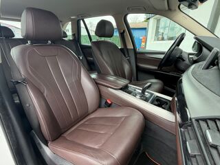 X5 III (F15) xDrive40eA 313ch Lounge Plus BVA - Entretien Const 2018 occasion 64122 Urrugne