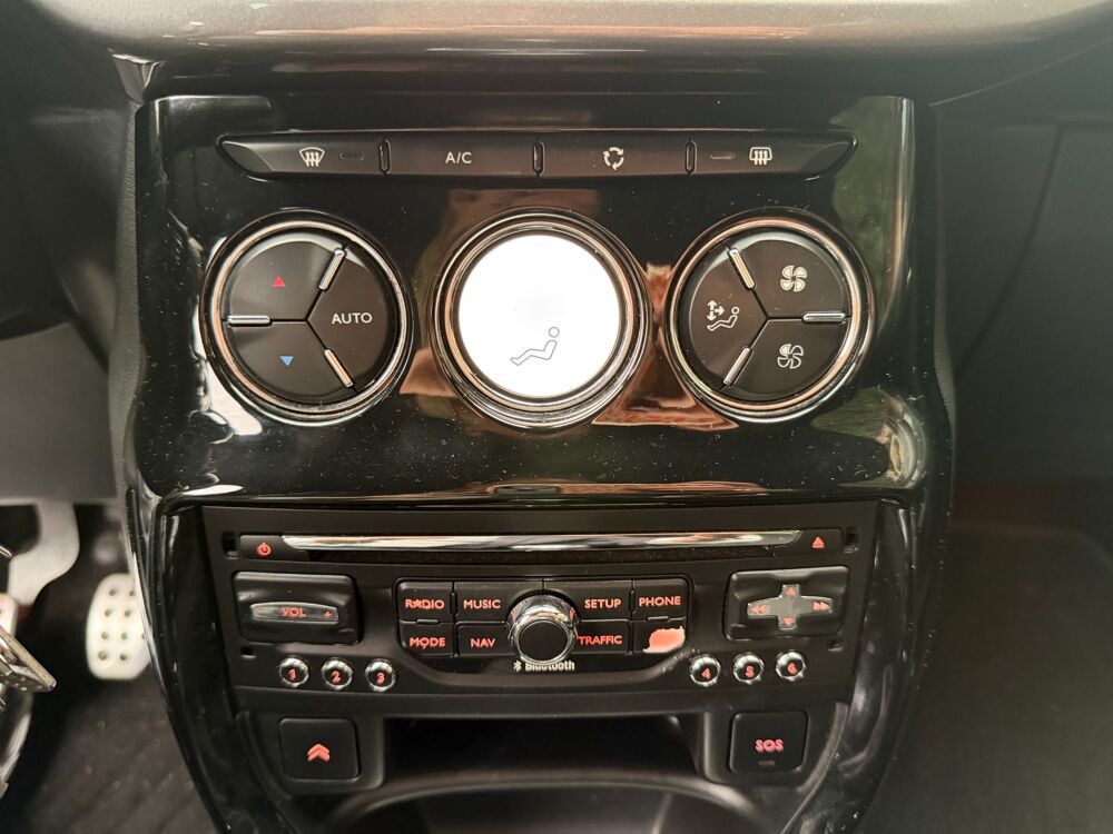 DS3 1.6 HDI 115Ch SPORT CHIC *BLUETOOTH* 2013 occasion 13009 Marseille