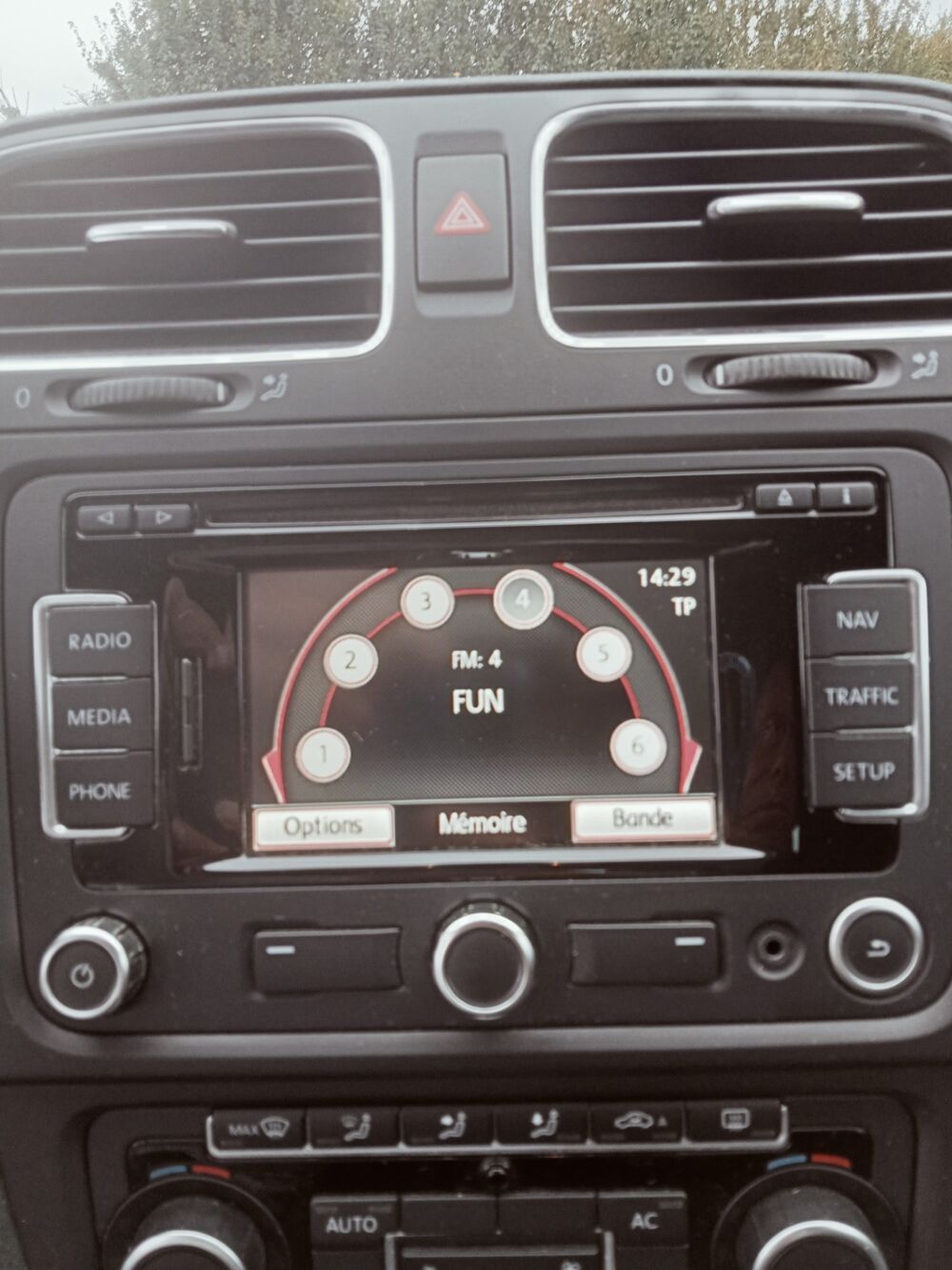Golf 2.0 TSI 270 CH /TOIT OUVRANT/CLIMATISATION 2011 occasion 76150 Saint-Jean-du-Cardonnay