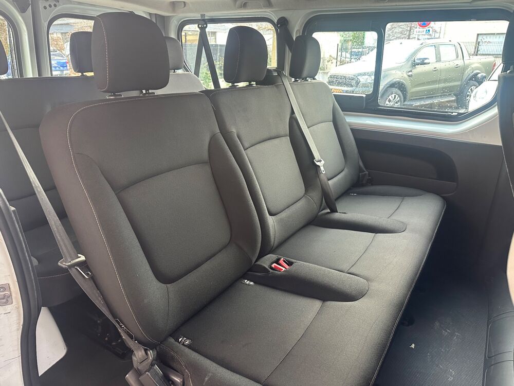 Trafic COMBI 1.6 DCI 125ch L1 LIFE 9 PLACES 2016 occasion 38420 Le Versoud