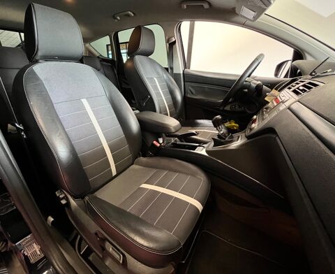 Kuga 2.0 TDCi 140CH TITANIUM 4X2 DISTRIBUTION FAITE/ ENTRETIEN SU 2011 occasion 33260 La Teste-de-Buch