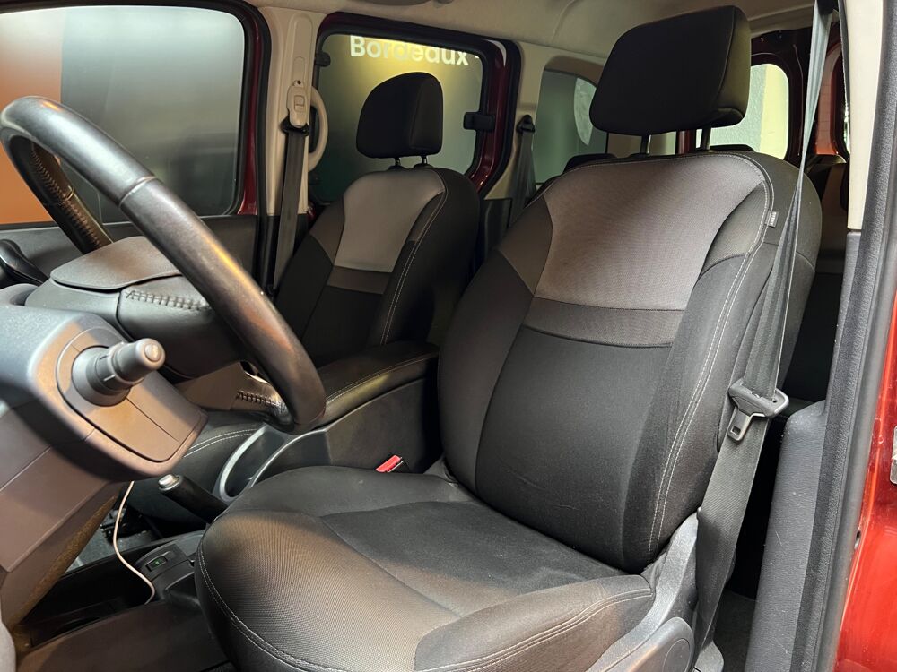 Kangoo COMBI 1.5 BLUEDCI 115Ch INTENS 2020 occasion 33320 Eysines