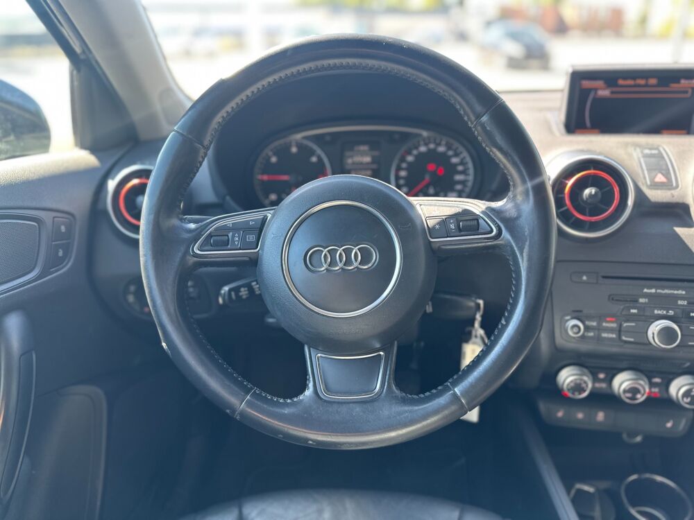 A1 SPORTBACK 1.6 TDI 105Ch 2012 occasion 26000 Valence