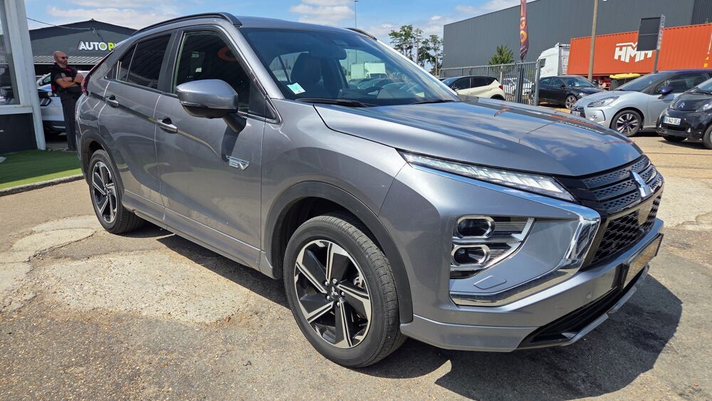 Eclipse Cross 2.4 188ch HYBRID INTENSE 4WD GARANTIE 5 ANS - 1er MAIN - CAM 2023 occasion 27000 &Eacute;vreux