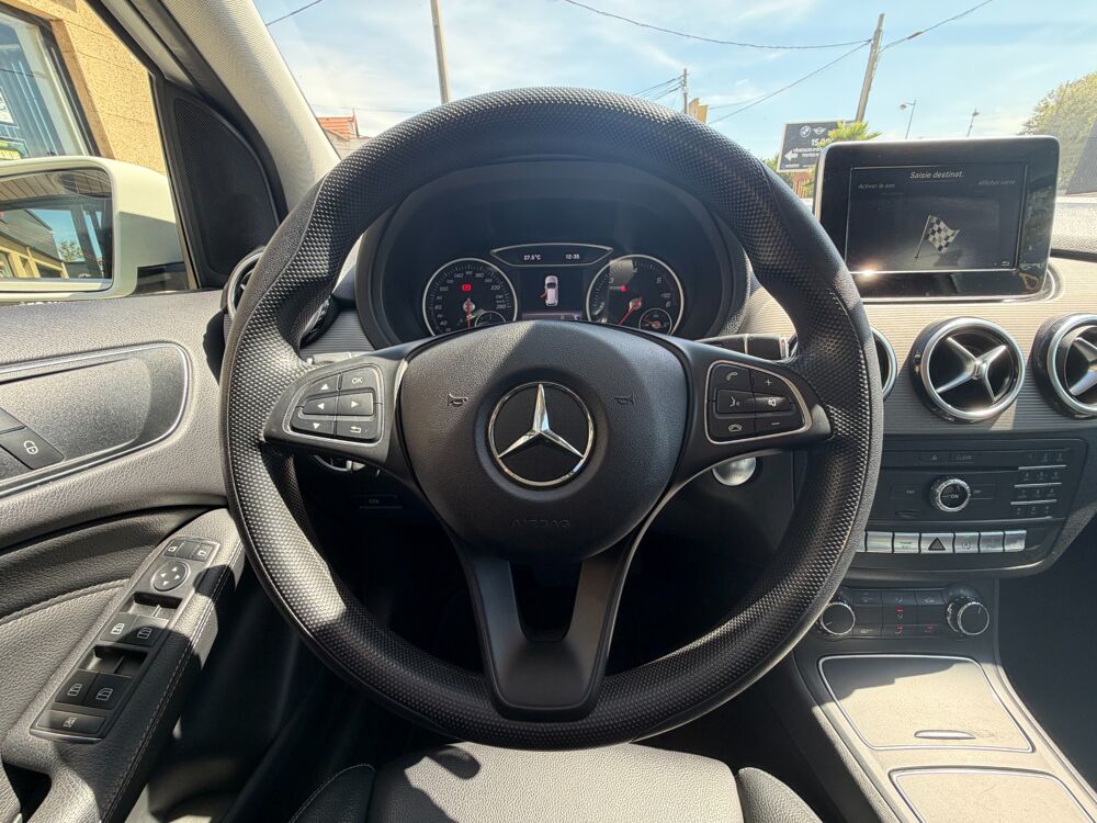 Classe B 1.5 180 CDI 110CH INSPIRATION 7G-TRONIC BVA - INTERIEUR CUIR 2017 occasion 13700 Marignane
