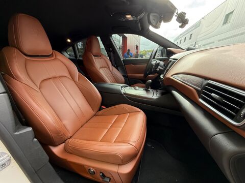 Levante 3.0 D 275Ch GRANSPORT NERISSIMO BVA - SUSPENSION PILOTE - V8 2017 occasion 76150 Saint-Jean-du-Cardonnay