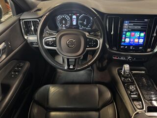 V60 2.0 T8 390ch TWIN-ENGINE PHEV HYBRID R-DESIGN AWD GEARTRONIC 2019 occasion 78125 Gazeran