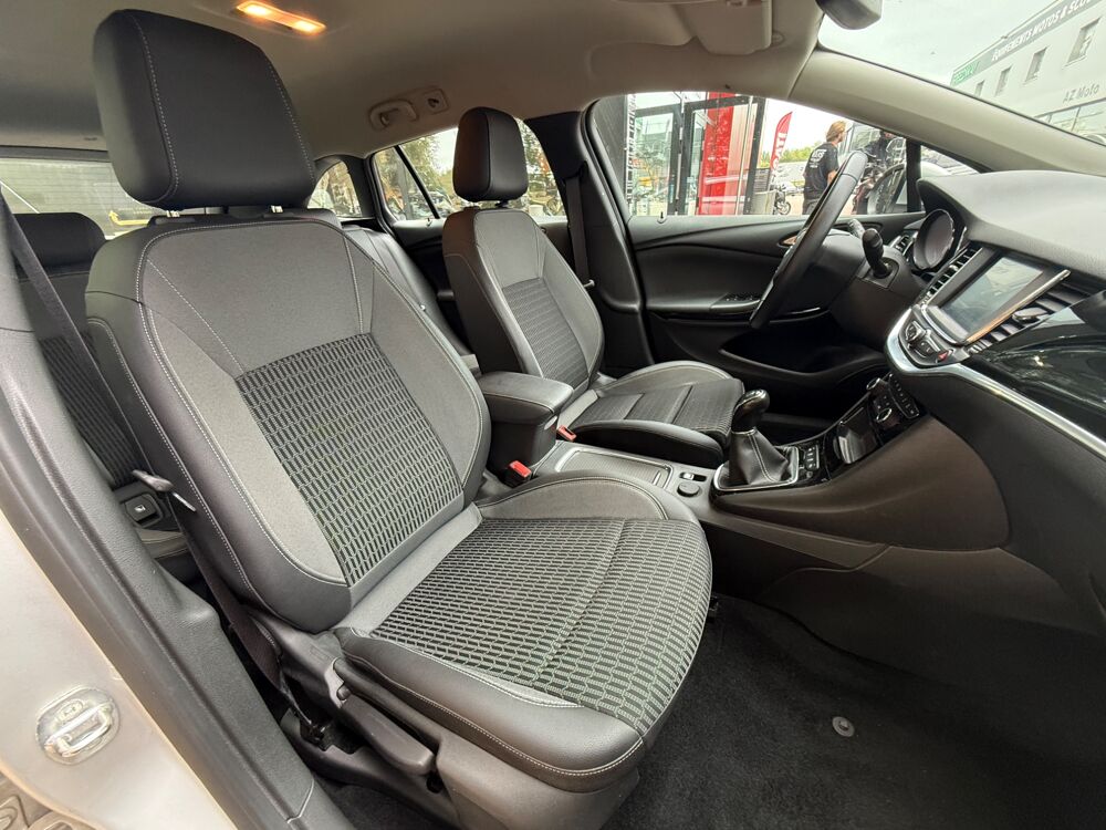 Astra GENERATION-V SPORTS-TOURER 130CH EDITION BUSINESS-CAMERA DE 2021 occasion 76150 Saint-Jean-du-Cardonnay