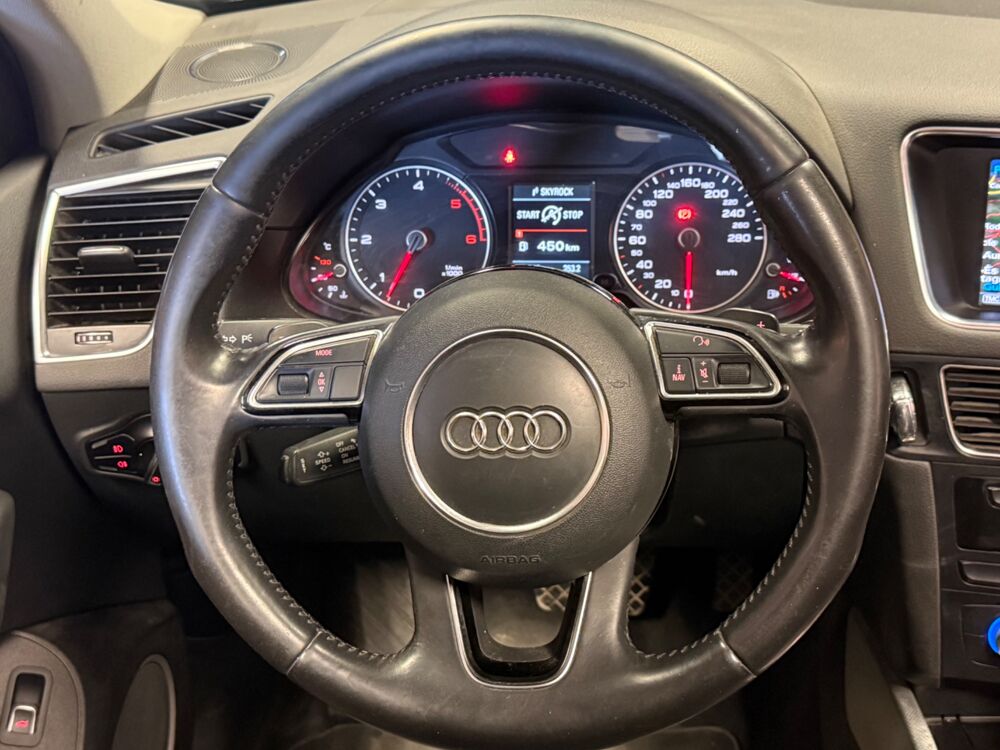 Q5 3.0 TDI V6 245 CH AVUS QUATTRO S-TRONIC BVA / TOIT OUVRANT / 2014 occasion 24750 Tr&eacute;lissac