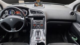 3008 2.0 HYBRID4 E-HDI 200H 165 ch FULL-HYBRID 4X4 ETG BVA S&S- G 2014 occasion 68000 Colmar