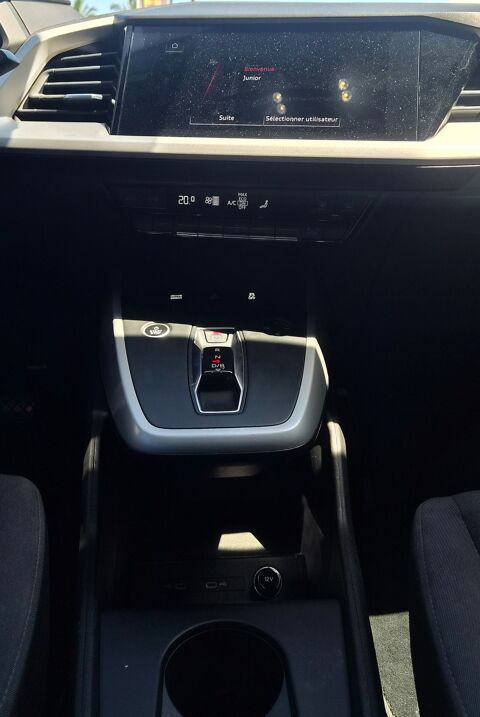 Q4 SPORTBACK 35 E-TRON ELECTRIC 170 CH 95PPM 55KWH BVA + RADAR 2022 occasion 97410 Saint-Pierre