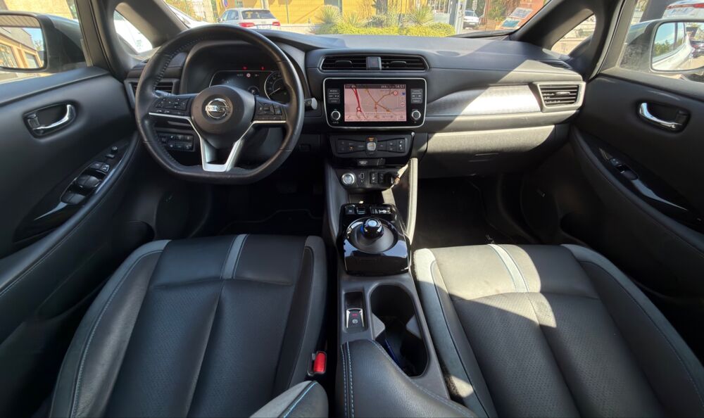 Leaf 217CH 62 KWH TEKNA 19.5 - SUIVI COMPLET NISSAN 2020 occasion 13700 Marignane