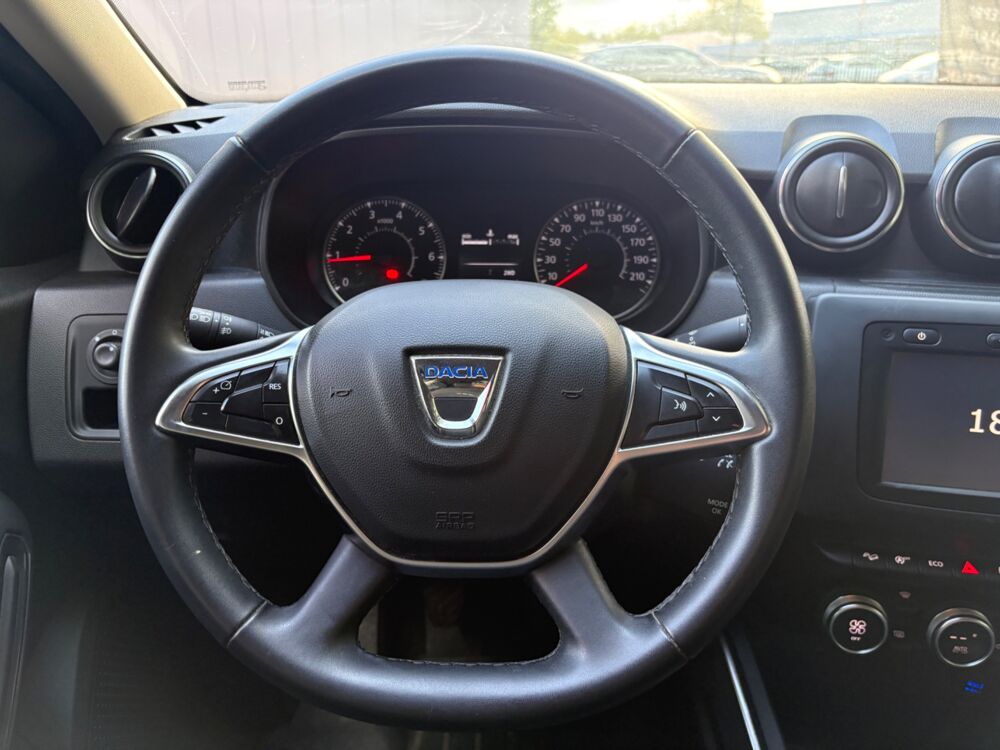 Duster 1.5 DCI 110ch PRESTIGE 4X4 / 4 ROUES MOTRICES - CAM&Eacute;RA DE RE 2018 occasion 76150 Saint-Jean-du-Cardonnay