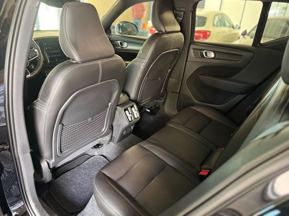 XC40 2.0 D3 150 Ch R DESIGN - 2WD GEARTRONIC8- ATTELAGE ELEC - HA 2021 occasion 79000 Niort