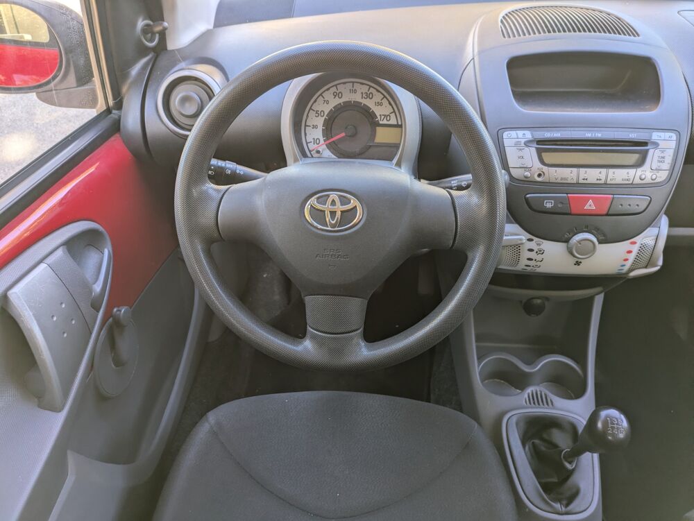 Aygo 1.0 VVTI 70ch 2009 occasion 69420 Ampuis