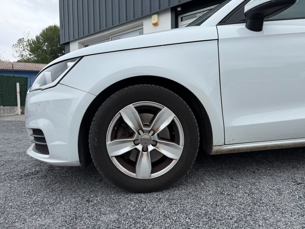 A1 1.6 TDI 116ch Business line 5 Portes S tronic 7 BVA / Toit O 2017 occasion 64122 Urrugne