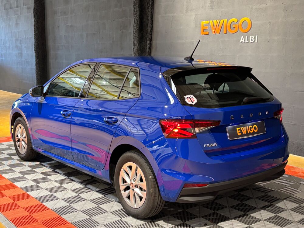 Fabia 1.0 TSI 110ch AMBITION DSG7 - ENTRETIEN COMPLET CONSTRUCTEUR 2023 occasion 81990 Puygouzon