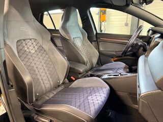 Golf 2.0 TDI 150 Ch R-LINE DSG BVA - HARMAN KARDON 2020 occasion 79000 Niort