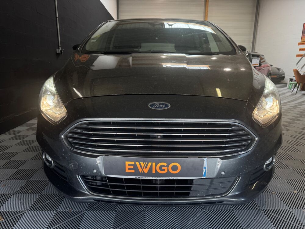 S-MAX 2.0 TDCI 150CH TITANIUM ENTRETIEN CONSTRUCTEUR/CAMERA DE REC 2015 occasion 78125 Gazeran