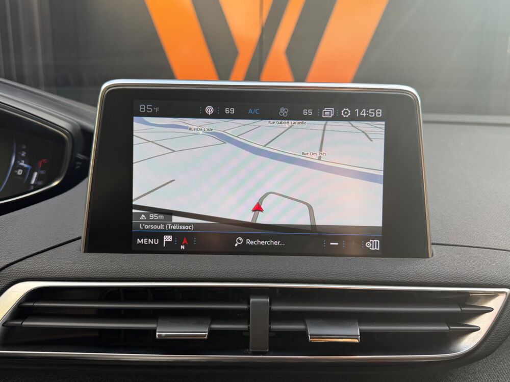 5008 GENERATION-II 1.2 130 CH ALLURE 7P / CARPLAY - CAM DE RECUL 2019 occasion 24750 Tr&eacute;lissac