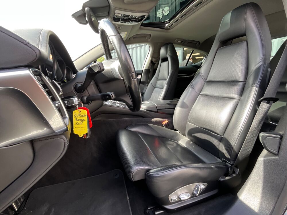 Panamera PORSCHE PANAMERA S V6 3.0 416cv Hybrid Tiptronic S 2014 occasion 17000 La Rochelle