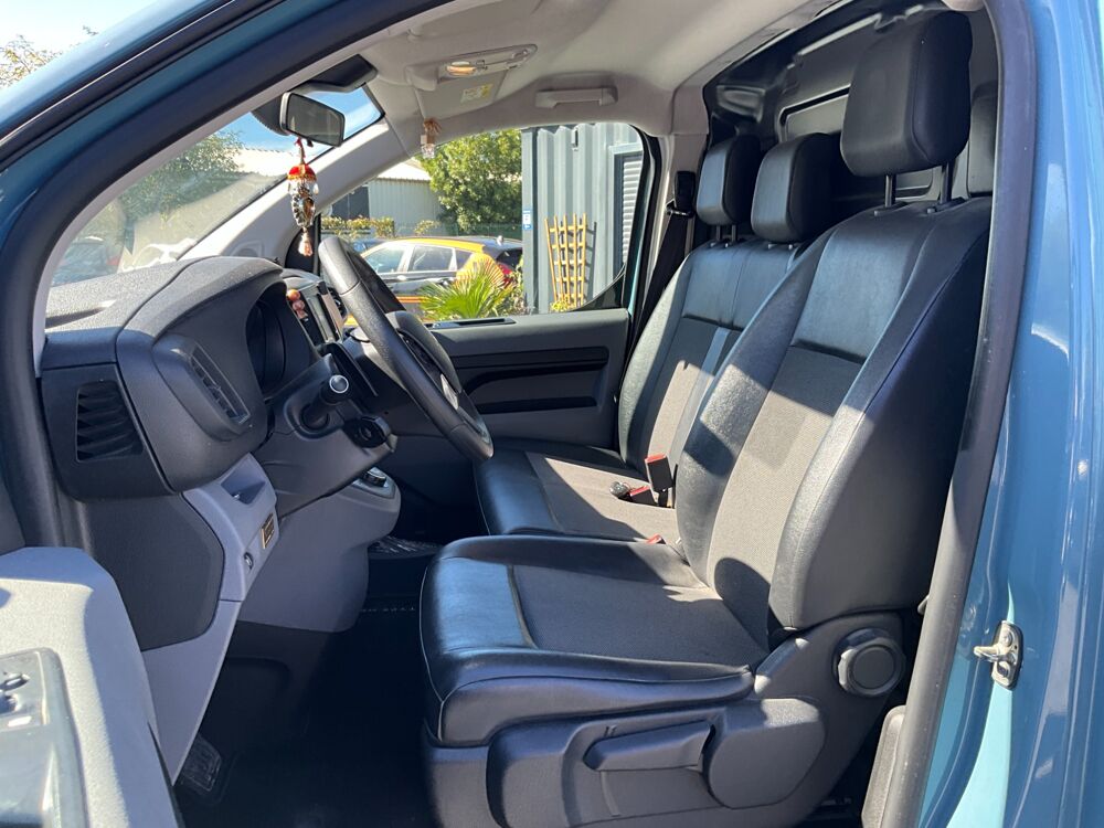 Jumpy FOURGON 2.0 BLUEHDI 175 XS L1 / ENTRETIENS CITROEN / KIT TYP 2022 occasion 17000 La Rochelle