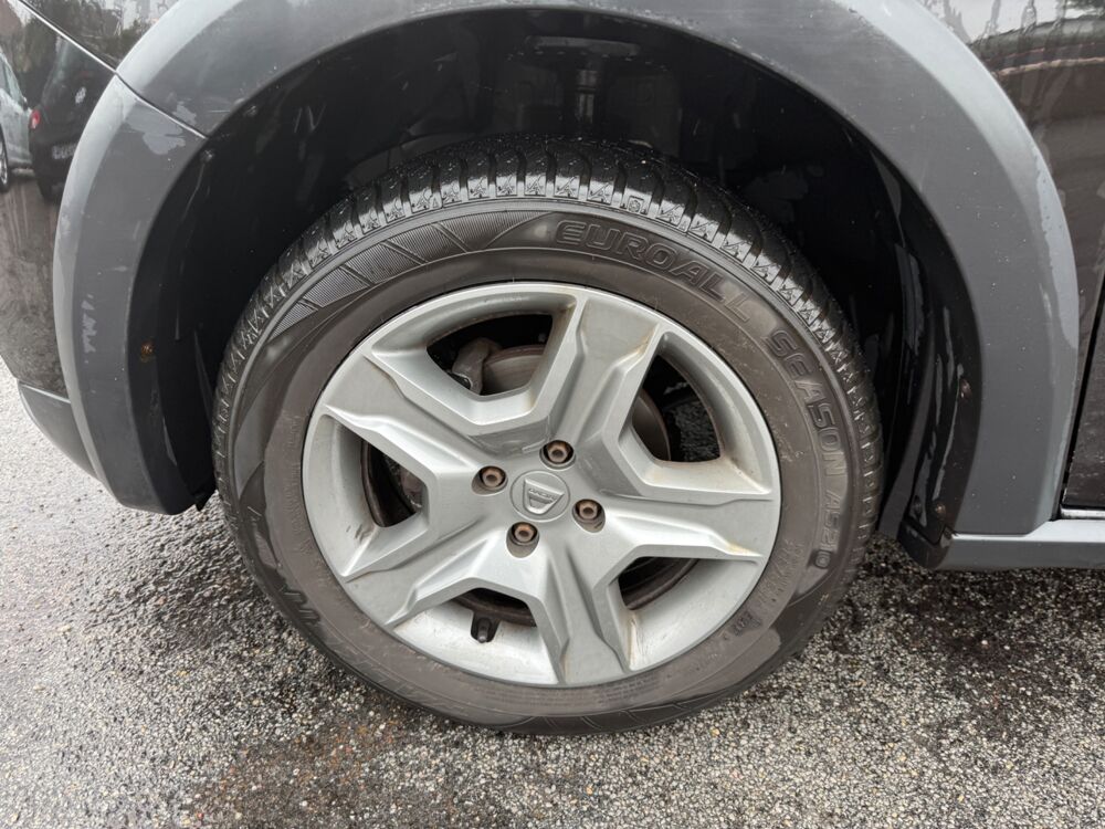 Sandero 0.9 TCE 90 CH Stepway phase II 2017 occasion 25000 Besan&ccedil;on