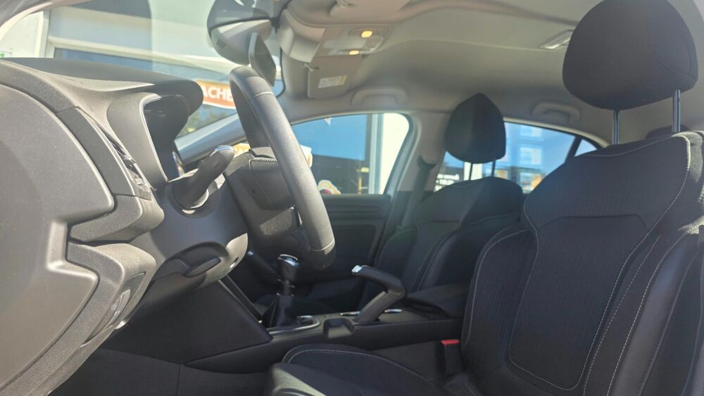 M&eacute;gane 1.3 TCE 115 BUSINESS / RADAR DE RECUL / ENTRETIEN OK / CT OK 2018 occasion 74600 Seynod