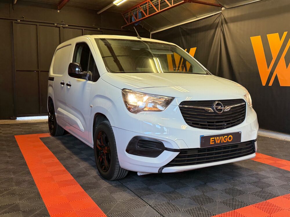 Combo VU 6 250 HT / FOURGON 1.5 TD 100CH H1 SELECT / CLIM - CARPLAY 2020 occasion 24750 Tr&eacute;lissac