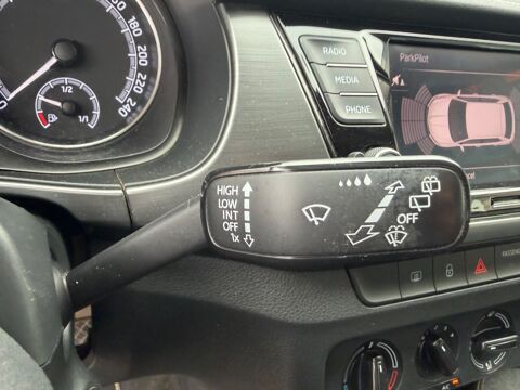 Fabia 1.0 TSI 95CH EDITION 1&Egrave;RE MAIN - CAMERA DE RECUL - CARPLAY - 2019 occasion 27000 &Eacute;vreux