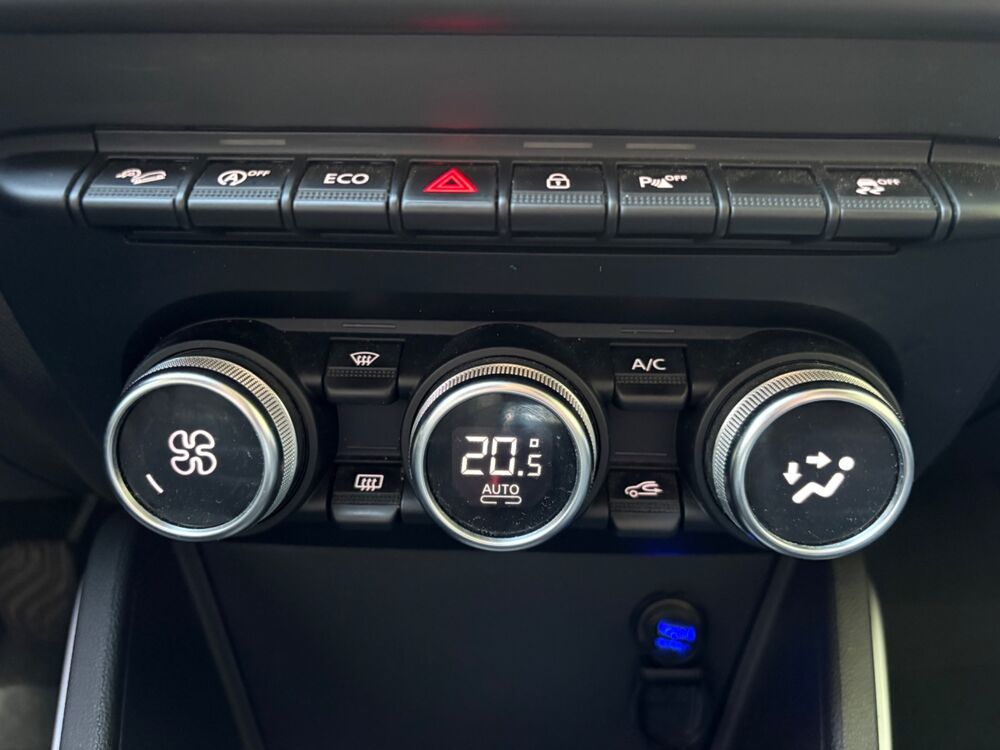 Duster 1.5 DCI 110ch PRESTIGE 4X4 / 4 ROUES MOTRICES - CAM&Eacute;RA DE RE 2018 occasion 76150 Saint-Jean-du-Cardonnay