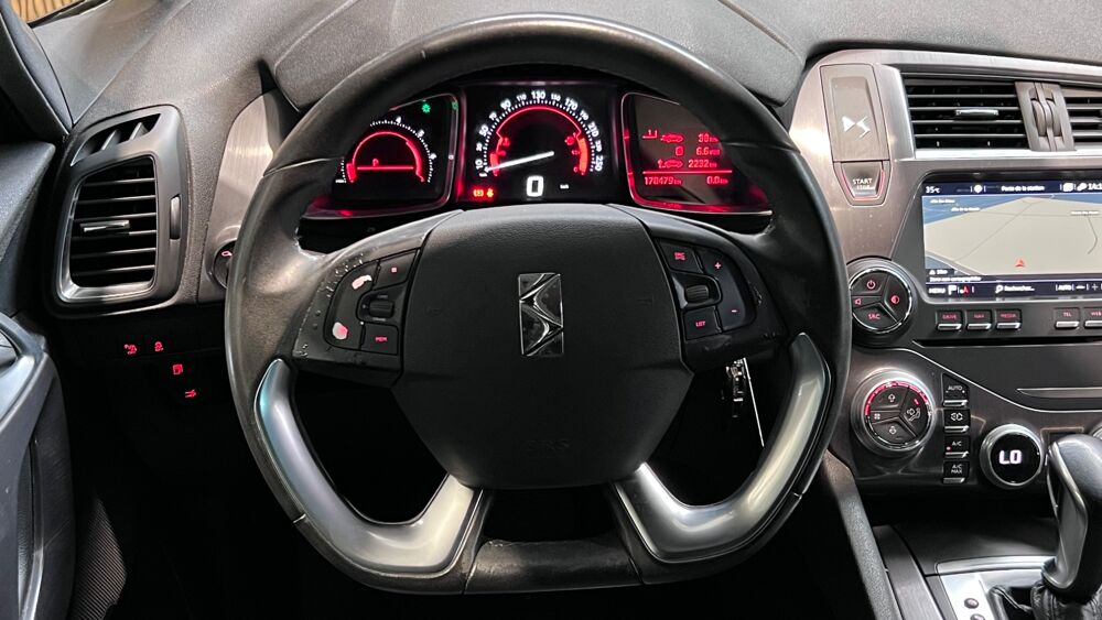 DS5 1.6 BLUEHDI 120 Ch S&S SO CHIC EAT6 - DISTRI NEUVE - CARPLAY 2018 occasion 33610 Cestas