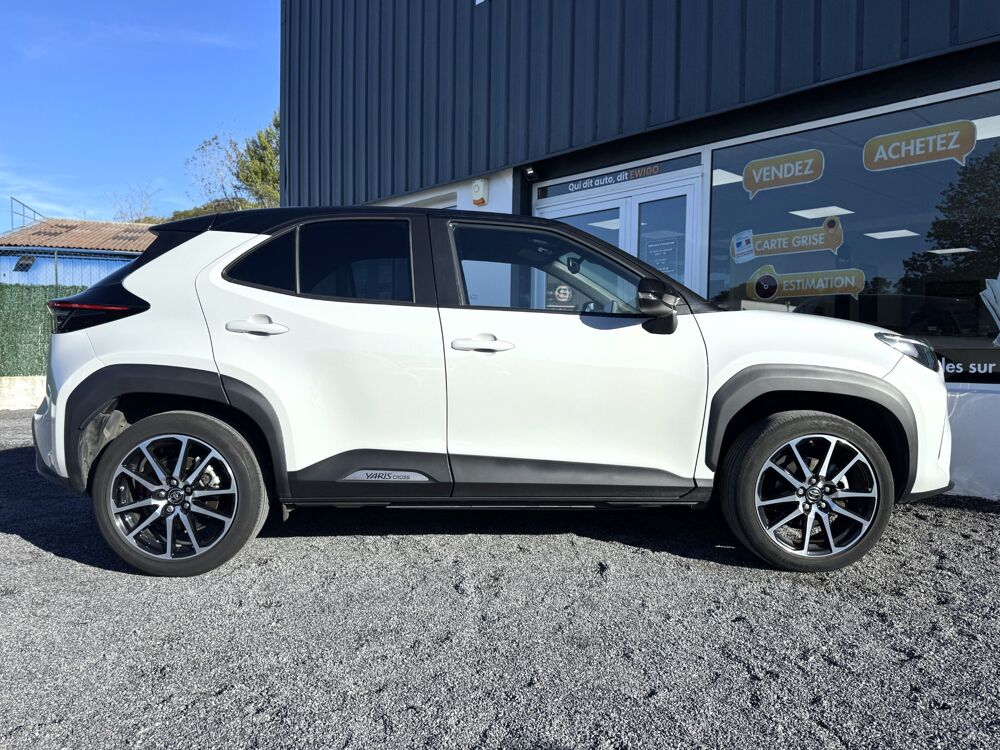 Yaris CROSS 1.5 116h Hybride GR Sport BVA / 1&egrave;re main / Entretien 2023 occasion 64122 Urrugne