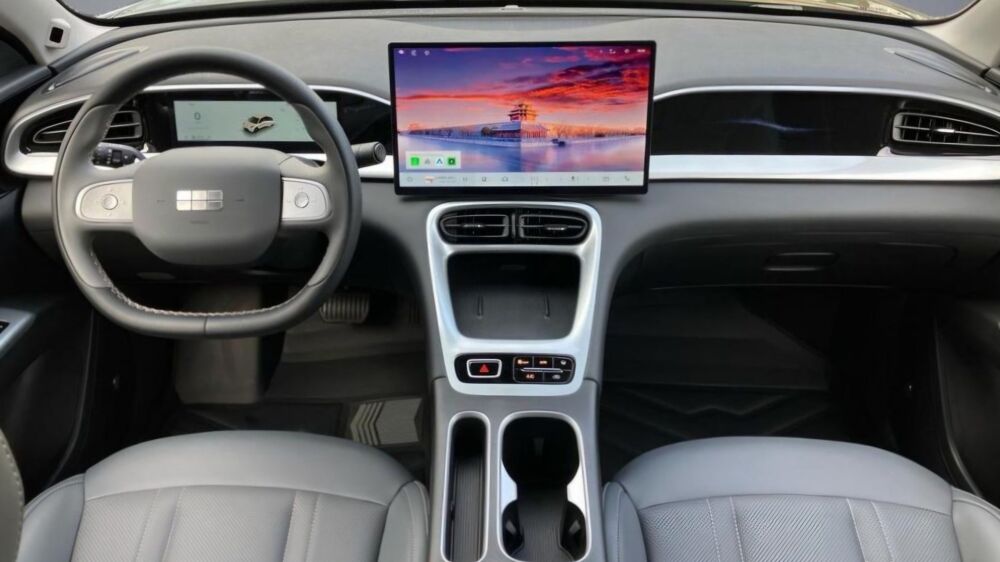 E2 116 cv MAX+ 47 KWH + DIVERS COLORIS DISPONIBLES 2026 occasion 21850 Saint-Apollinaire