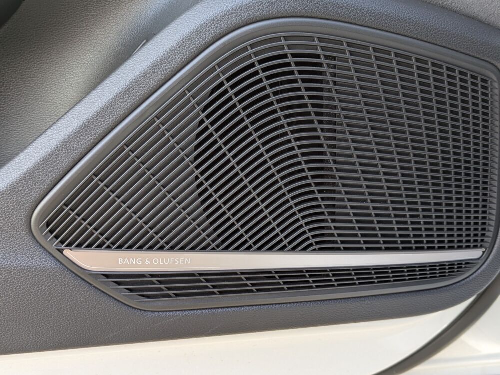 A4 AVANT 2.0 40 TDI 204ch MHEV HYBRID COMPETITION QUATTRO S-TRO 2024 occasion 25300 Pontarlier