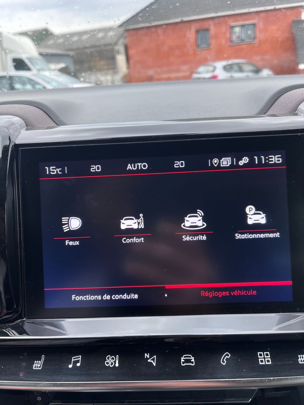 C5 aircross CITROEN C5 AIRCROSS 1.5 BLUEHDI 130 CV/CUIR INTERIEUR/SIEGES 2020 occasion 76150 Saint-Jean-du-Cardonnay