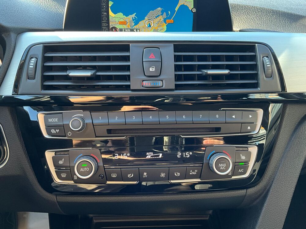 S&eacute;rie 3 TOURING 2.0 318 D 150 CH BVA FINITION SPORT / ENTRETIEN COMP 2017 occasion 17000 La Rochelle