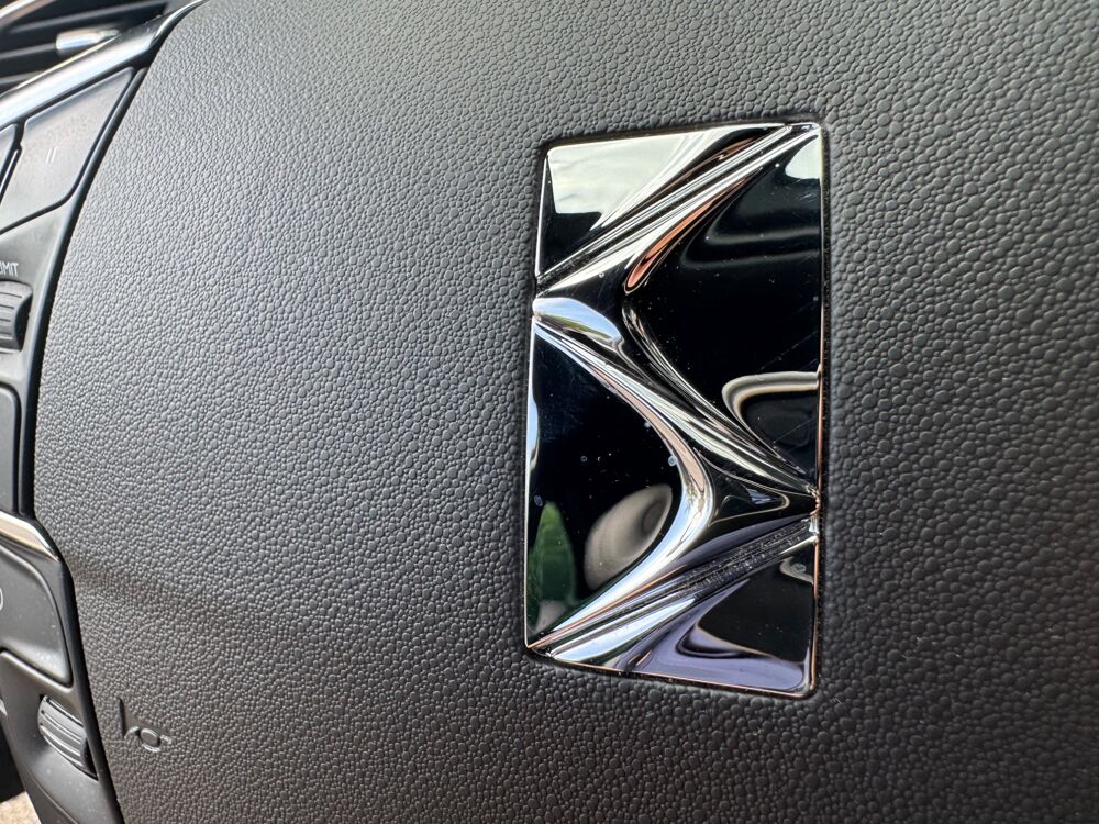 DS4 CITROEN 1.6 L HDI 115ch URBAN SHOW COURROIE OK / RADAR DE RE 2014 occasion 38420 Le Versoud
