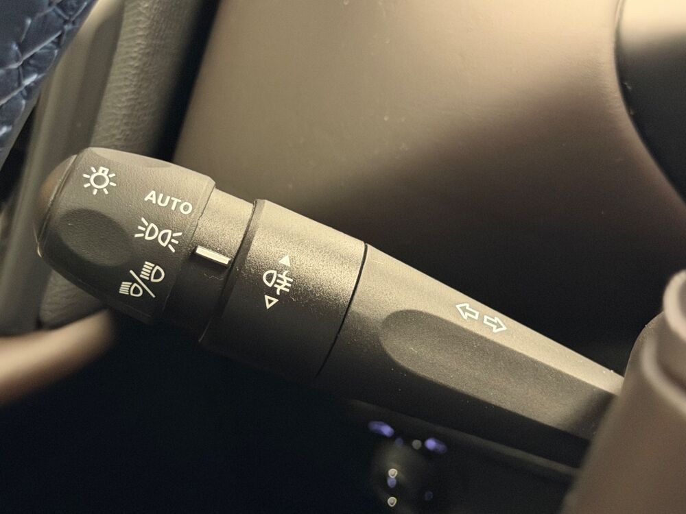DS3 1.5 BLUEHDI 130 Ch ETOILE BVA SIEGES CHAUFFANTS/ CARPLAY SAN 2024 occasion 24750 Tr&eacute;lissac