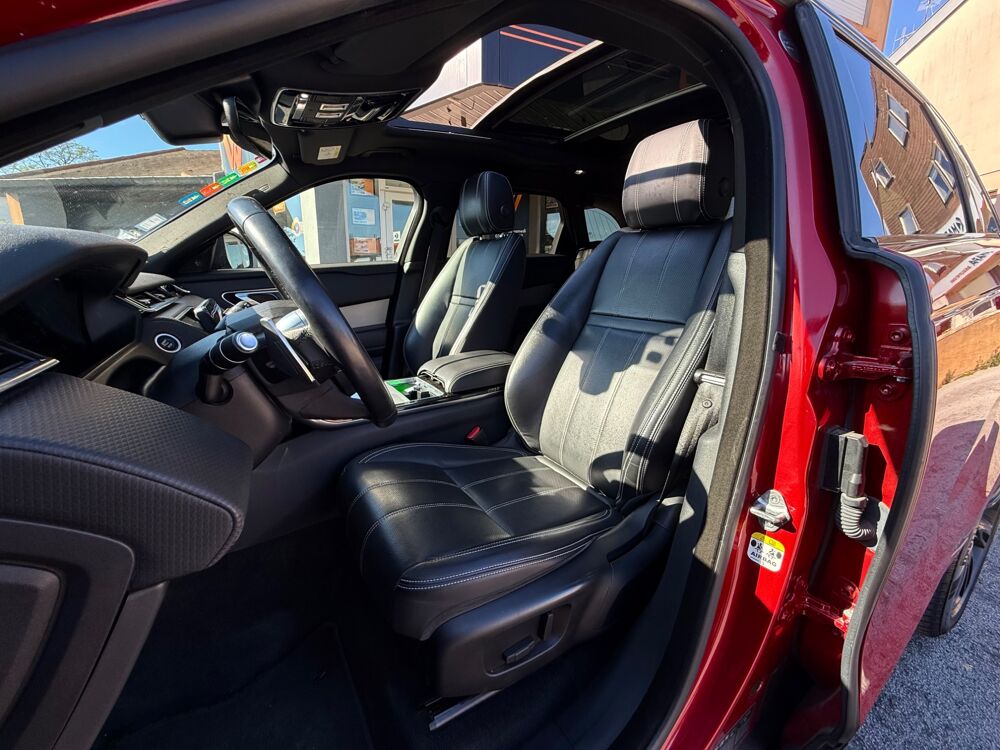 Range rover velar 3.0 D300 4WD BVA 1E MAIN SUIVI LAND ROVER CARPLAY 2017 occasion 25000 Besan&ccedil;on